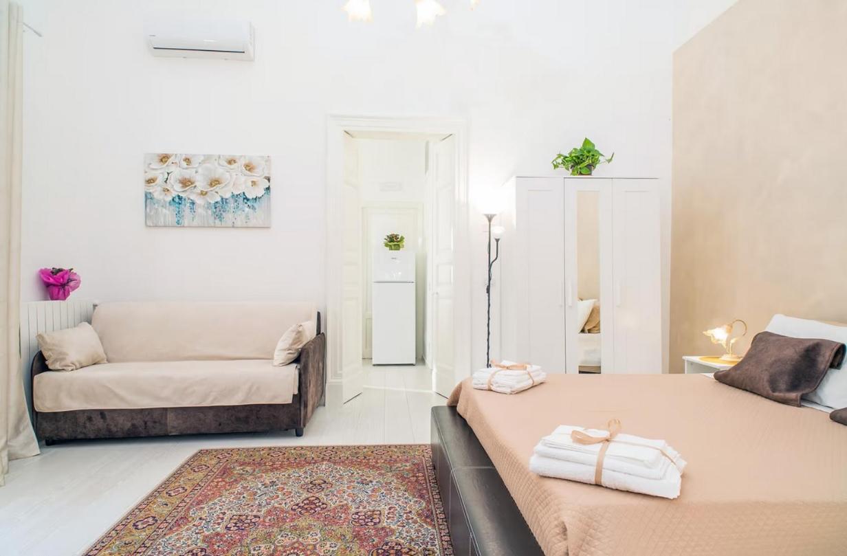 B&B Alba 1 Виагранде Екстериор снимка