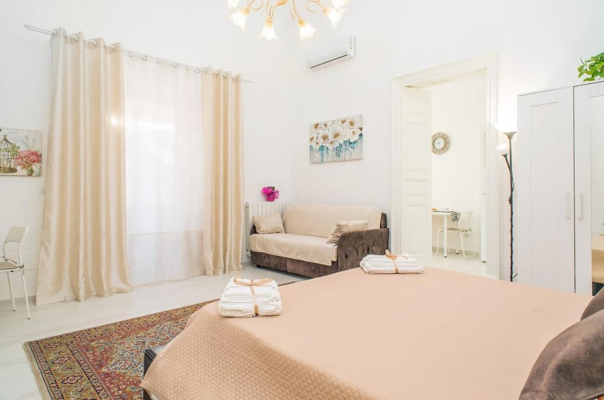 B&B Alba 1 Виагранде Екстериор снимка